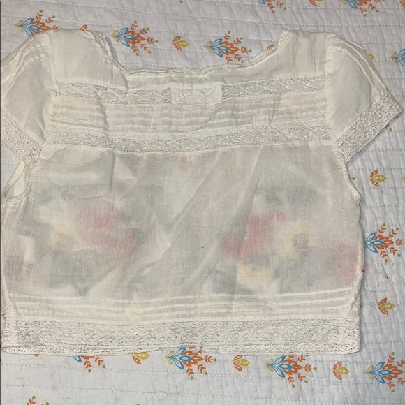 Abercrombie & Fitch White Floral Embroidered Crop Top - Picture 6 of 11